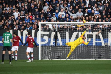 İtalyan Futbolu Serisi A Erkekler Şampiyonası Atalanta Milan 'a karşı