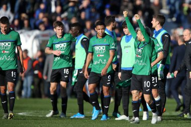 İtalyan Futbolu Serisi A Erkekler Şampiyonası Atalanta Milan 'a karşı