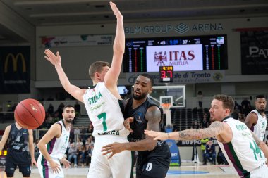 Basketbol Avrupa Şampiyonası Dolomiti Energia Trento Unicaja Malaga 'ya karşı