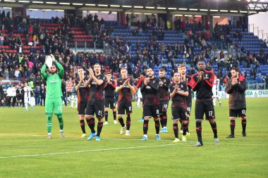 İtalyan Futbol Serisi A Erkekler Şampiyonası Cagliari, Ac Milan 'a karşı.