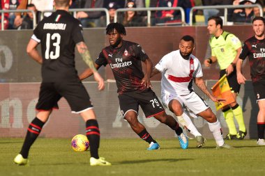 İtalyan Futbol Serisi A Erkekler Şampiyonası Cagliari, Ac Milan 'a karşı.
