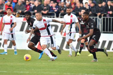 İtalyan Futbol Serisi A Erkekler Şampiyonası Cagliari, Ac Milan 'a karşı.