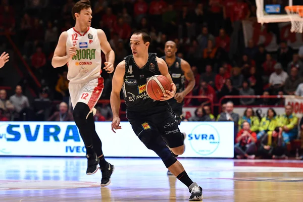 Baloncesto italiano Serie A Campeonato OriOra Pistoia vs Dolomiti Energia Basket Trentino — Foto de Stock