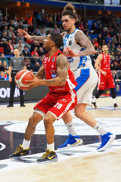 Baloncesto Italiano A Serie Championship AX Armani Exchange Olimpia Milano vs De Longhi Treviso Basket — Foto de Stock