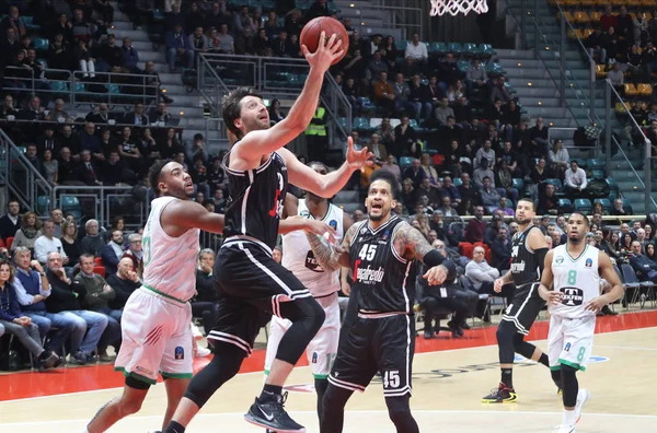 Basketbol Avrupa Şampiyonası Segafredo Virtus Bologna - Darussafaka Tekfen İstanbul — Stok fotoğraf