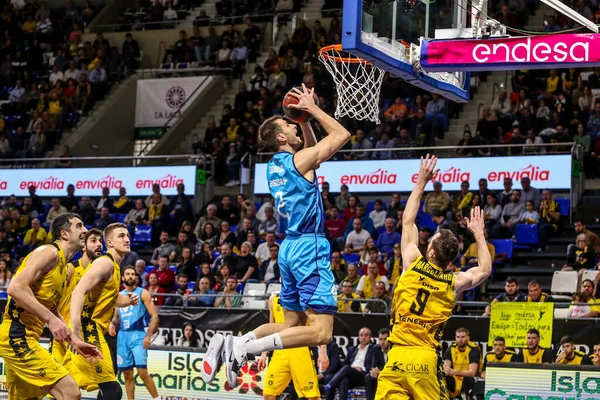 Equipos Internacionales de Baloncesto Liga Endesa ACB - Iberostar Tenerife vs Movistar Estudiantes — Foto de Stock