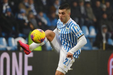İtalyan Serisi A futbol maçı Spal Bologna 'ya karşı