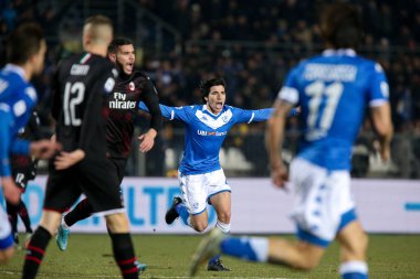 İtalyan Futbolu Serisi A Erkekler Şampiyonası Brescia Milan 'a karşı