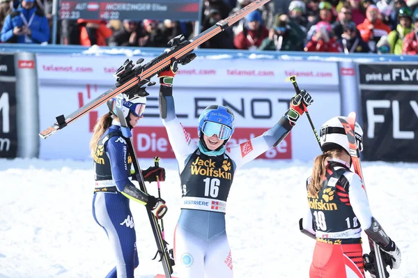 Esquí SKY Copa del Mundo - Paralelo Gigante Slalom Mujeres — Foto de Stock