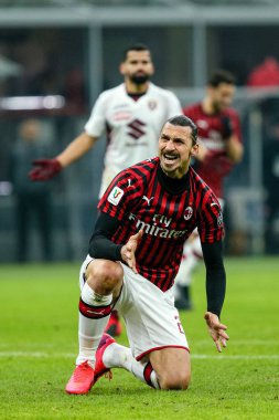 İtalya Tim Kupası Şampiyonluğu Ac Milan Torino 'ya karşı