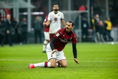 İtalya Tim Kupası Şampiyonluğu Ac Milan Torino 'ya karşı