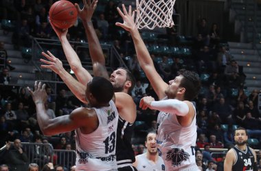 Basketbol Eurocup Şampiyonası Segafredo Virtus Bologna Dolomiti Energia Trento 'ya karşı