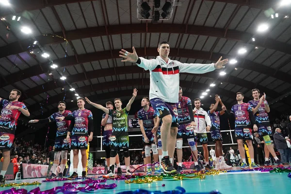 Campeonato masculino de la Liga de Campeones de Voleibol Sir Sicoma Monini Perugia vs Tours VB — Foto de Stock