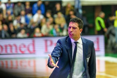 İtalya Basketbol Şampiyonası De Longhi Treviso Basket Pompea 'ya karşı Kırk Bologna