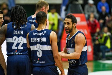 İtalya Basketbol Şampiyonası De Longhi Treviso Basket Pompea 'ya karşı Kırk Bologna