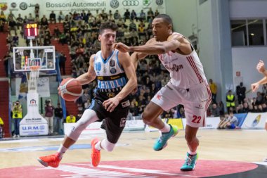 İtalyan Basketbol Şampiyonası Vanoli Basket Cremona, Grissin Bon Reggio Emilia 'ya karşı