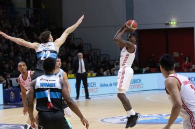 İtalyan Basketbol Şampiyonası Vanoli Basket Cremona, Grissin Bon Reggio Emilia 'ya karşı