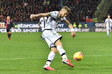 İtalyan Serisi A futbol maçı Cagliari Parma 'ya karşı
