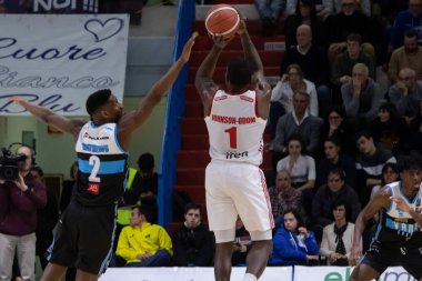 İtalyan Basketbol Şampiyonası Vanoli Basket Cremona, Grissin Bon Reggio Emilia 'ya karşı