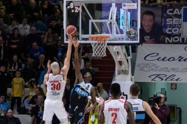 İtalyan Basketbol Şampiyonası Vanoli Basket Cremona, Grissin Bon Reggio Emilia 'ya karşı