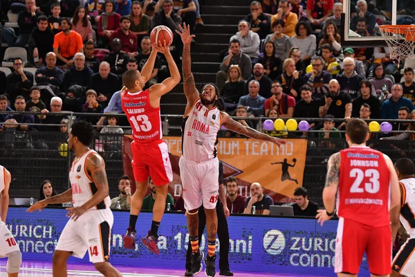 Baloncesto italiano Serie A Campeonato Virtus Roma vs OriOra Pistoia — Foto de Stock