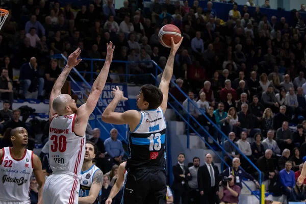 Baloncesto italiano Serie A Campeonato Vanoli Basket Cremona vs Grissin Bon Reggio Emilia — Foto de Stock