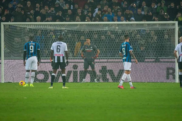 Italiano Série A jogo de futebol Udinese Calcio vs FC Internazionale — Fotografia de Stock