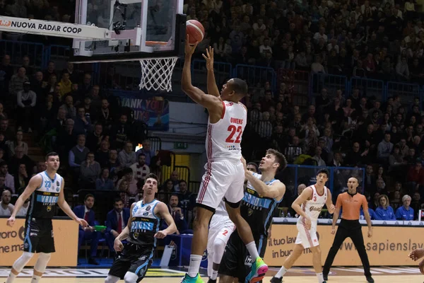 Baloncesto italiano Serie A Campeonato Vanoli Basket Cremona vs Grissin Bon Reggio Emilia — Foto de Stock