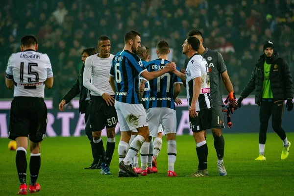 Olasz Serie A futball mérkőzés Udinese Calcio vs Fc Internazionale — Stock Fotó