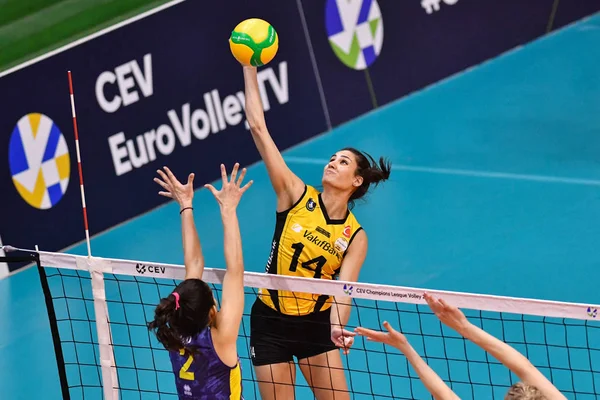 Liga de Campeones de Voleibol Mujeres Savino Del Bene Scandicci vs Vakifbank Estambul — Foto de Stock