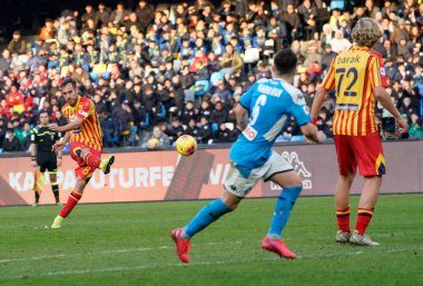 İtalyan Serisi A futbol maçı Napoli Lecce 'ye karşı