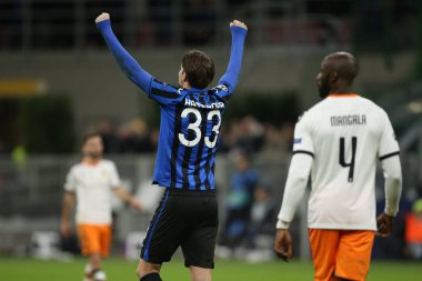 hans hateboer (atalanta) celebrates the vittoria during Atalanta vs Valencia, Soccer Champions League Men Championship in Milano, February 19 2020 - LPS/Luca Rossini
