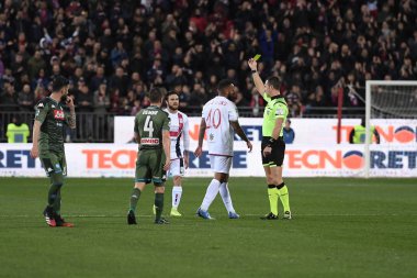 joao pedro of cagliari cautioned dall'arbitro daniele doveri during Cagliari vs Napoli, italian Serie A soccer match in Cagliari, February 16 2020 - LPS/Emanuele Perrone