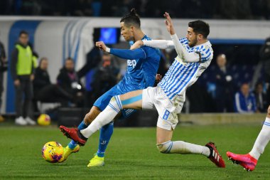 Paulo Dybala (juventus) ve Mattia Valoti (spal) S.T.A.L. Vs Juventus Fc, İtalya Serie A futbol maçı, 22 Şubat 2020 - Lps / Alessio Tarpini