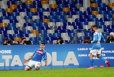 Napoli 'nin Napoli' ye karşı Torino maçı sırasında Lorenzo Mutluluğundan Giovanni (Napoli), İtalya Serie A futbol maçı, Mart 01 2020 - Lps / Marco Iorio