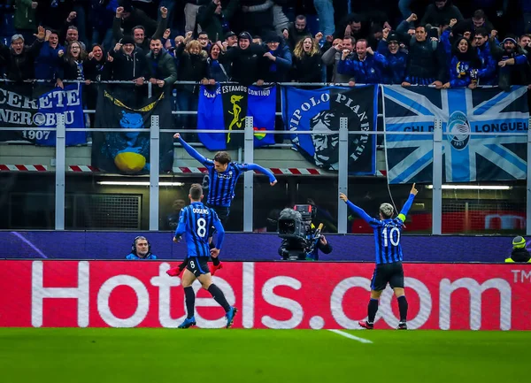 Hans Hateboer Atalanta Celebra Gol Durante Partido Champions League 2019 — Foto de Stock