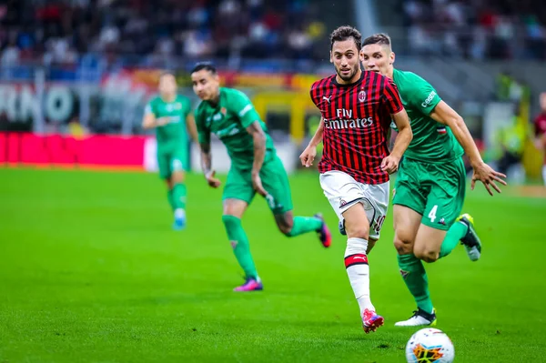 İtalyan futbol takımı Serie A 'nın 2019 / 20 sezonunda Ac Milan' dan Hakan Calhanoğlu - Fotoğraf: Fabrizio Carabelli / Lm