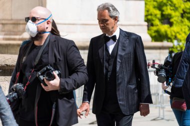 Andrea Bocelli 'nin Duomo Katedrali' nde verdiği konser sırasında Andrea Bocelli, Milano Müzik Konseri, 12 Nisan 2020 - LPS / Daniele Cifal 