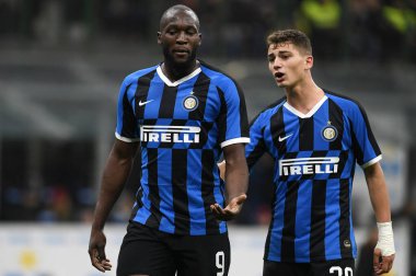 Romelu lukaku (inter) ve sebastiano esposito (inter) FC Internazionale Italian football Serie A sezon 2019 / 20, İtalya Serie A futbol karşılaşması, Milano 'da 01 Ocak 2020 - LPS / Matteo Papini