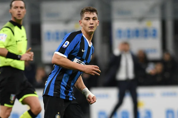 InternazionaleイタリアサッカーセリエAシーズン中にSebastiano Esposito Inter 2019 イタリアセリエAミラノでのサッカー試合 1月01 2020 Lps Matteo Papini — ストック写真