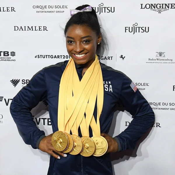 Simone Biles (ABD) Artistik Jimnastik Dünya Şampiyonası sırasında altın madalya, Stuttgart Jimnastik (ger), Ekim 04: 19 - LPS / Filippo Tomasi