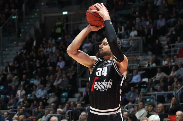 Kyle Weems Virtus Segafredo Bologna Tijdens Italiaans Serie Basketbal Kampioenschap — Stockfoto