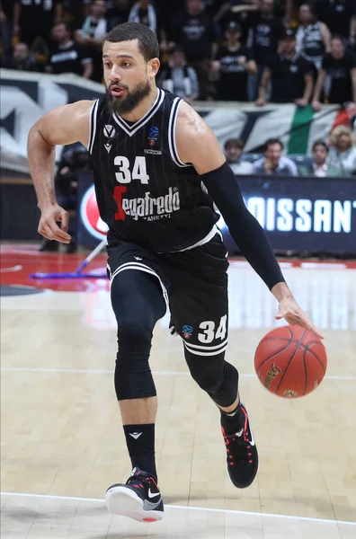 Kyle Weems Virtus Segafredo Bologna Talyan Serie Basketbol Şampiyonası 2019 — Stok fotoğraf