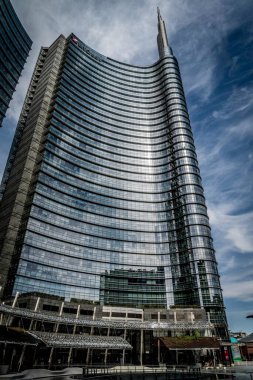 Coronavirus Acil Servisi sırasında Milano kenti sırasındaki unicredit kulesi, 19 Nisan 2020 - LM / Daniele Cifala