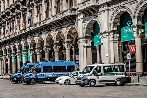Duomo Durante Cidade Milão Durante Coronavirus Emergency Locais Milão Abril — Fotografia de Stock