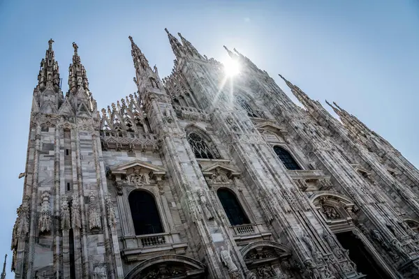 Coronavirus Acil Servisi Sırasında Milan Kasabası Sırasında Duomo Nisan 2020 — Stok fotoğraf