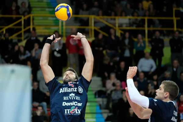 Marco Izzo Allianz Powervolley Milano Podczas Włoskiej Siatkówki Superlega Serie — Zdjęcie stockowe