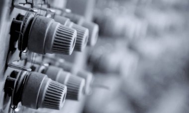 Endüstriyel brode makinesi. Tekstil için desenler oluşturma.