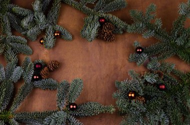 Üst Manzara Odunsu Mutlu Noeller.