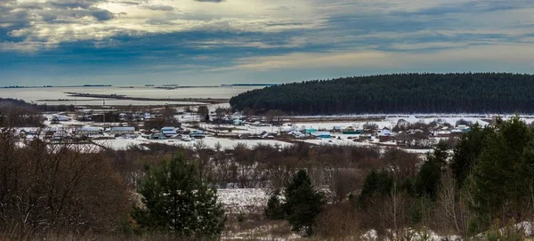 Winter Forest Landscape Cold Russian Village — ストック写真